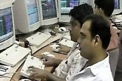 Market ends on a new high; outperforms Asia