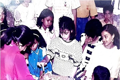 Aishwarya Rai is Hard to Spot in This Viral Throwback Pic, Can You Find Her?