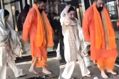 Sanjay Dutt Gets Married Again at The Age of 65, Video Shows Actor Taking Pheres With Maanayata Dutt