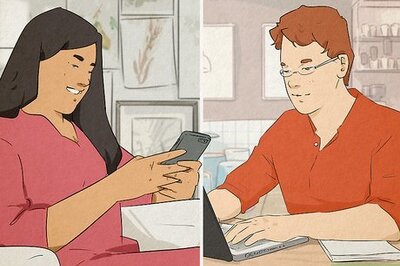 How to Tell if a Boy Likes You on the Internet