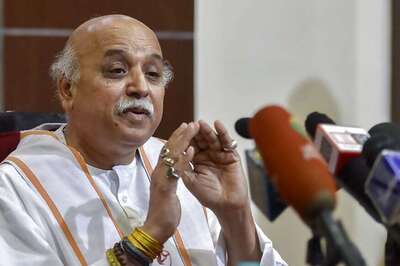 Pravin Togadia Flays Centre over Suspension of Security Ops in Kashmir During Ramzan