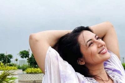 Divyanka Tripathi Gives Befitting Reply To Troll After Being Asked If She is 'Pregnant or Fat'