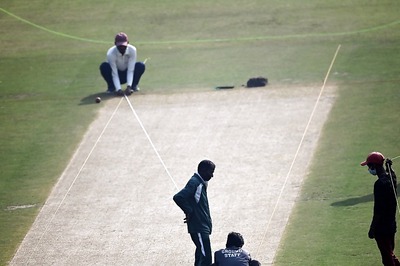IND vs BAN: India and Bangladesh Gear up for a Flat, Tricky and Black Soil Pitch in Kanpur: Report