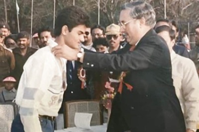 Sudheer Babu Shares Throwback Pic from His School Days