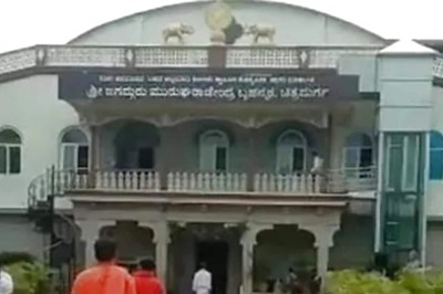 Karnataka Sexual Abuse: Murugha Mutt's Junior Pontiff Picked up from Hosapete, 3rd Arrest in Case