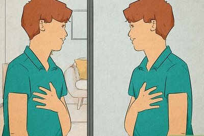 How to Socialize With Someone Who Is Losing Interest in You