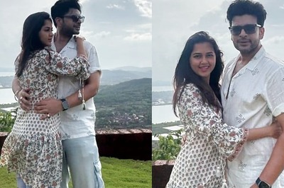 Karan Kundrra And Tejasswi Prakash Shut Down Breakup Rumours, Vacation Together In Raigad | Photos