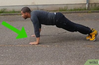 How to Do a Clapping Push Up