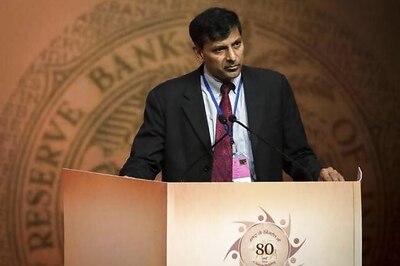 RBI chief Rajan warns against fiscal deficit driven growth