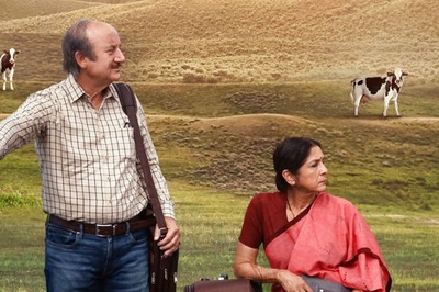 Shiv Shastri Balboa Poster: Anupam Kher, Neena Gupta Wait for Ride with a Pug; See Pic