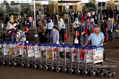 Central Government Issues Guidelines for Vaccination of Civil Aviation Community