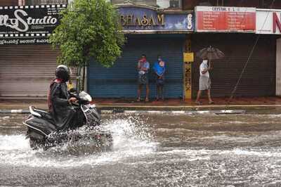 IMD Issues Yellow Alert for 13 Districts in Kerala; Five Die in Rain-related Incidents in Andhra Pradesh