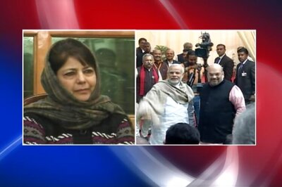 Mehbooba Mufti meets Amit Shah, no clarity on J&K government formation yet