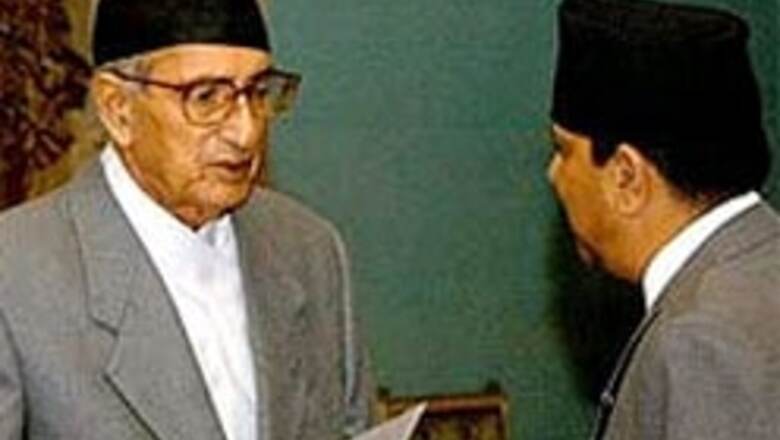 Nepal's PM, rebels to begin peace talks