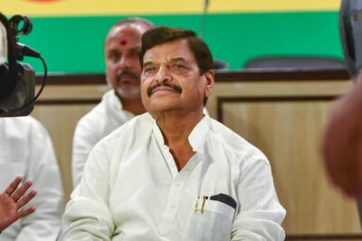 ‘Shows His Immaturity…’ Says Shivpal Yadav on Akhilesh Yadav's 'Free to Leave Alliance' Letter Bomb