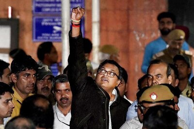 Karti Chidambaram Gets Protection From Arrest Till April 16 in Aircel-Maxis Case