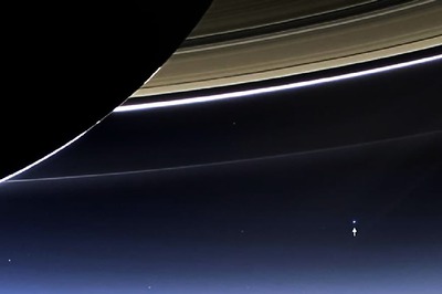 NASA Finds Habitable Conditions on Saturn Moon