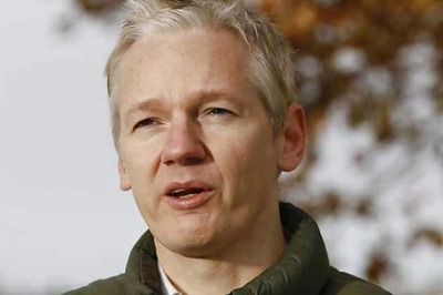 British PM calls on Assange to end embassy 'sorry saga'