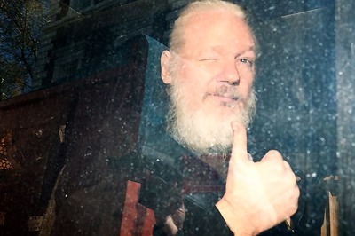 Julian Assange ‘Put Lives at Risk’ By Sharing Unredacted Files, Says US Prosecutor as Extradition Hearing Begins
