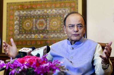 Finance Minister Arun Jaitley Reviews State of economy as Govt looks to Boost Growth