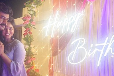 Actor Navin Kumar's Grand Surprise For His Fiancee Kanmani Sekar on Her Birthday