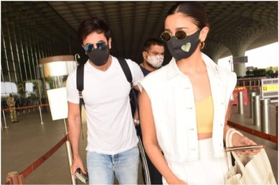 In Pics: Lovebirds Ranbir Kapoor and Alia Bhatt Jet off for Vacation Post Covid Recovery