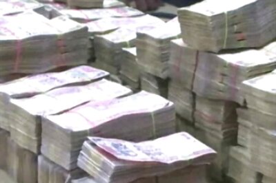 Tax Sleuths Find Cash Worth Crores in Warehouse of DMK Leader's Associate in Tamil Nadu