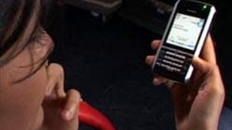 DoT wants Blackberry servers in India