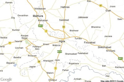 Late evening showers bring down temperature, cheer up residents