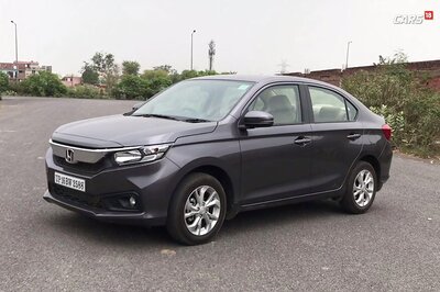 Honda Celebrates 1 Lakh Units of Amaze With Special Ace Edition