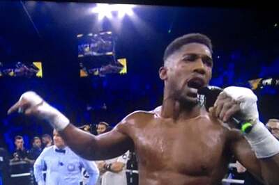Watch: Anthony Joshua's Heated Post-match Conversation with Oleksandr Usyk