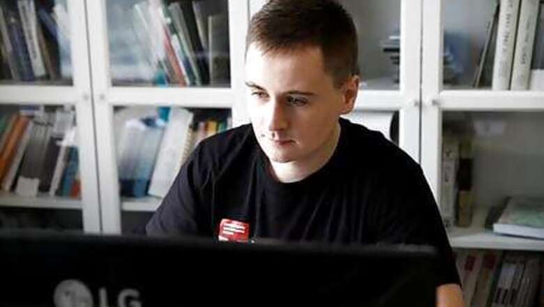 Exiled News Service Started By Teen Blogger Becomes Big Source Of Belarus News