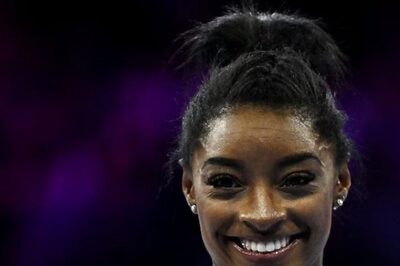 'That's Not Me': Simone Biles Calls Out Wall Street Journal For Using Incorrect Image
