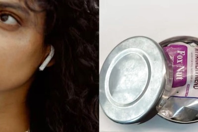 Daughter Forgets AirPods And Asks Mother To Send Them, Here's What Happens Next