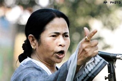 Section of media controlled Buddhadeb Bhattacharjee: Mamata Banerjee