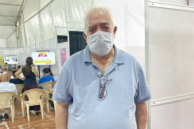 Veteran Filmmaker Rahul Rawail Gets Vaccinated Against Covid-19 in Mumbai