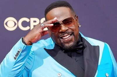 Emmys Latest: Telecast Kicks Of With A Hip-hop Sing-a-long