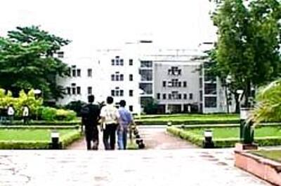 Govt tries to foist new quota on IIMs