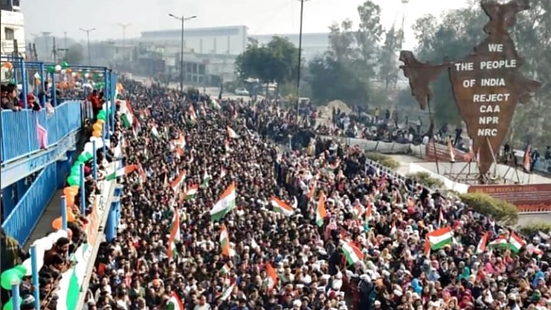 Shaheen Bagh Stir: Protests a Right But Roads Can't be Blocked, Says SC, Names Mediators for Discussion