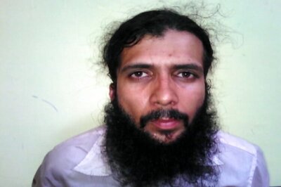 Terror accused Yasin Bhatkal mocks security, phones wife from jail, says will flee from prison soon: Sources