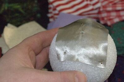 How to Make a Folded Star Christmas Ornament