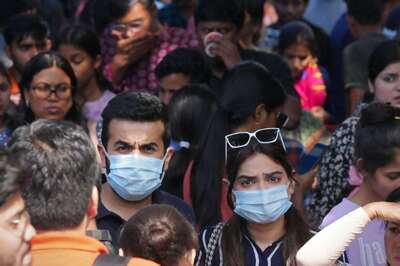 Covid: 27% Decline in Weekly Cases Suggests Current Surge May Have Peaked