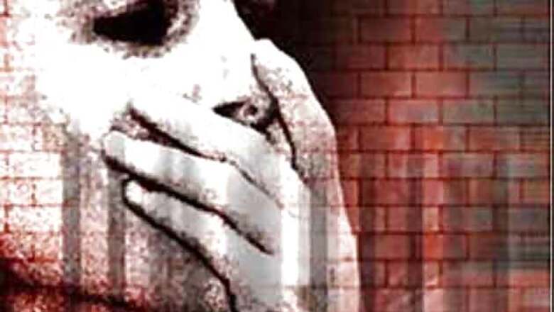 Chinese ex-official held for 'raping' 10 minors