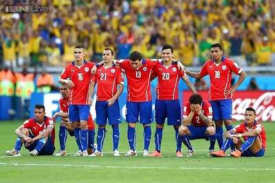 World Cup 2014: Departing Chile earn hero's status despite Brazil jinx