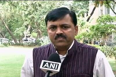 BJP on defensive as Vyapam scam death toll mounts, says ready for CBI probe but can't side step court