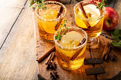 'Tis The Season For These 5 Easy-To-Make Festive Cocktails