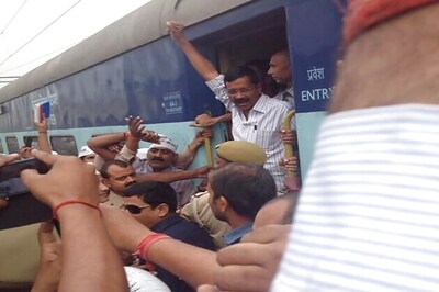 Arvind Kejriwal to tour Varanasi villages to woo rural voters