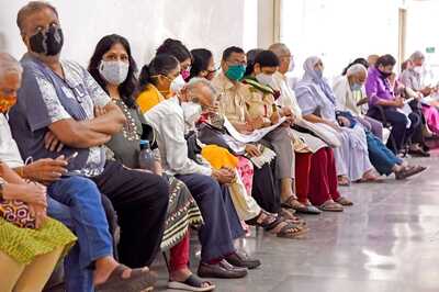 Delhi's Unemployment Rate Worsened in Oct-Nov 2020, 83% Women Out of Labour Force: Report