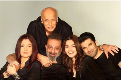 Alia Bhatt Says Working with Mahesh Bhatt 'the Director' Will Not be Easy