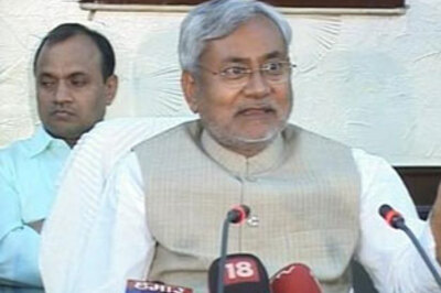 Nitish Kumar's cabinet holds its meeting in village  | Watch